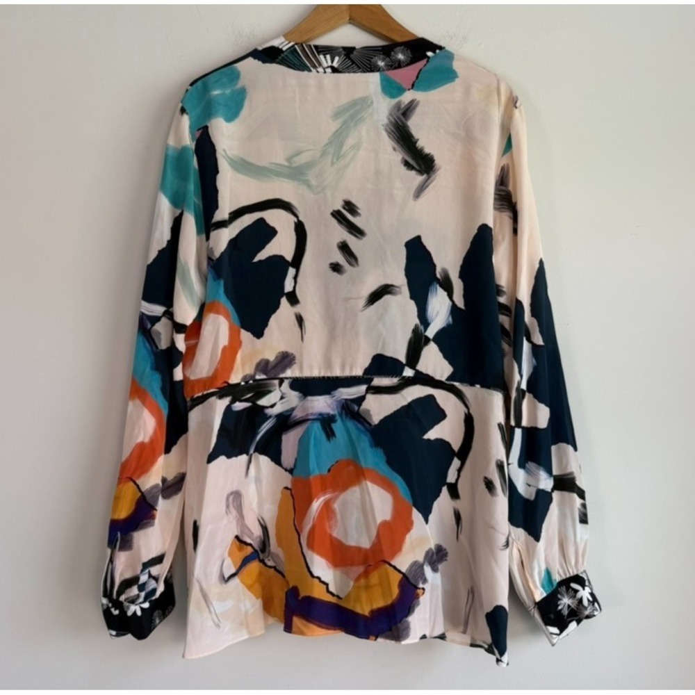 Robert Graham Silk Abstract Print Blouse Top XL Artsy Boho Art to Wear Boho - Picture 10 of 15